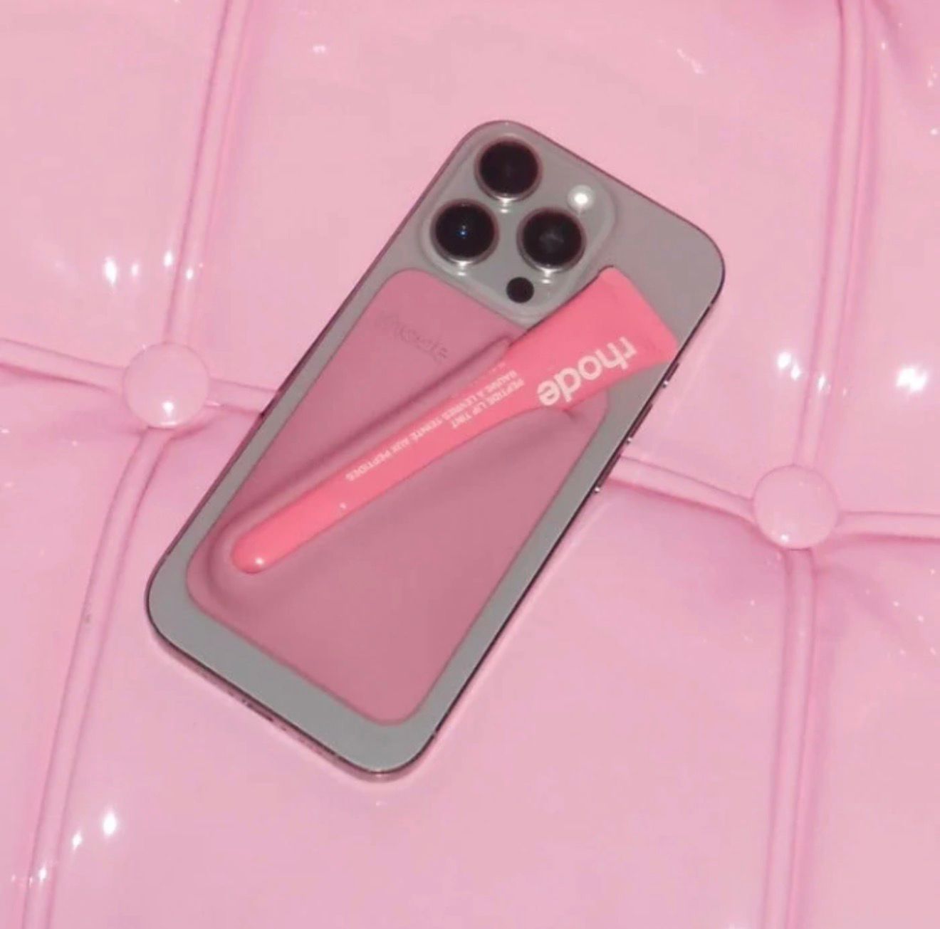 RHODE SNAP ON LIP CASE LIP HOLDER WITH MAGSAFE - PRETZEL