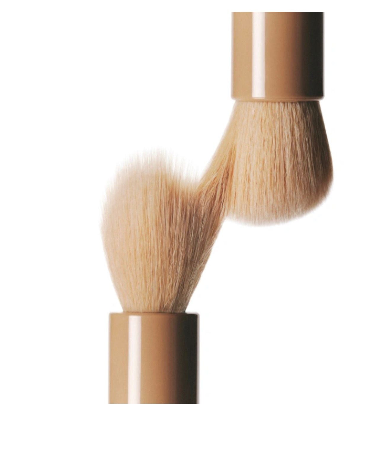 PREORDEN Rhode pocket brush Double-ended makeup brush
