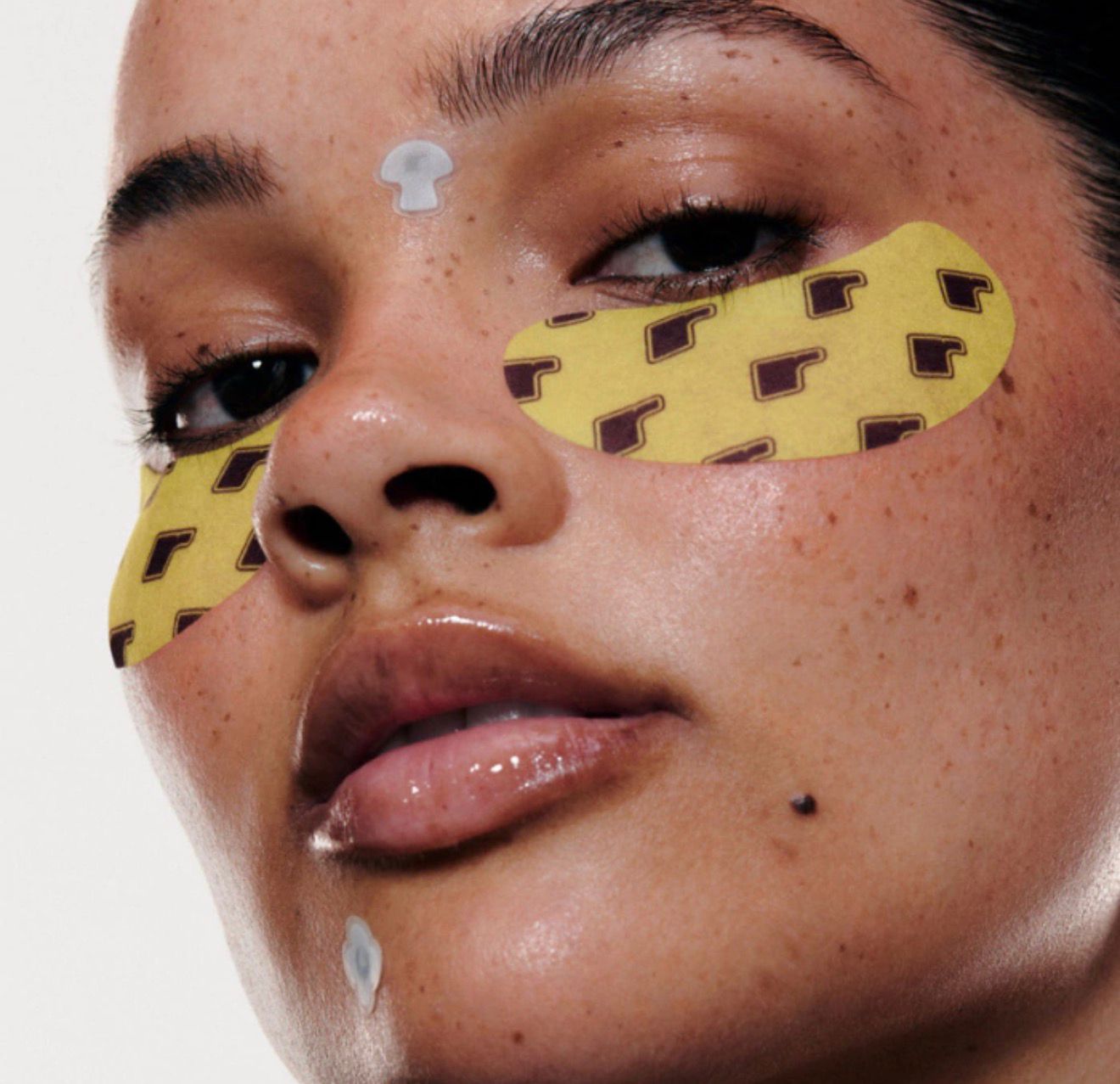 PREORDEN Rhode Peptide Eye Prep Depuffing Eye Patches Banana Peel